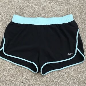 ASICS shorts - large